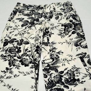 Express Stretch Cream Floral Straight Leg Casual Summer Ankle Pants